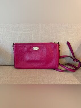Coach Pebbled Leather Wristlet Clutch - Fuchsia